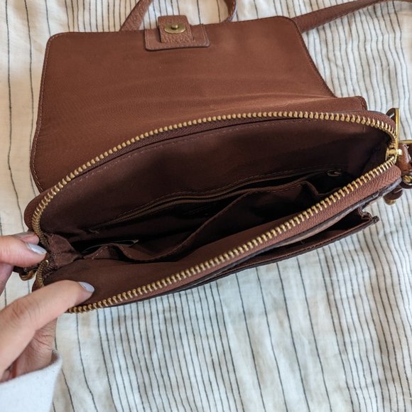 Fossil Kinley Small Crossbody Bag - Picture 3 of 5